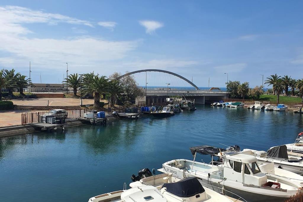 Charmant 2 Pieces, Vue Sur Mer - Proche Plage Sete Exterior photo