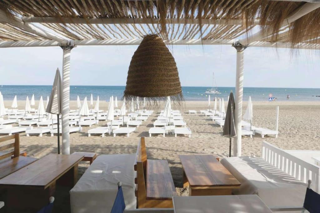 Charmant 2 Pieces, Vue Sur Mer - Proche Plage Sete Exterior photo